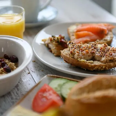 Am Medemufer ホテル オッテルンドルフ