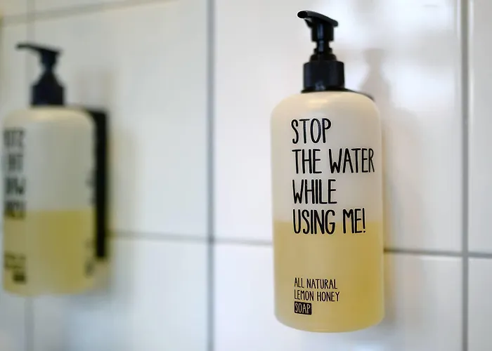 Hotel Am Medemufer 5*